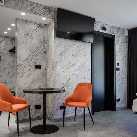 Adv Home - Exclusive Rooms Болзано Екстериор снимка