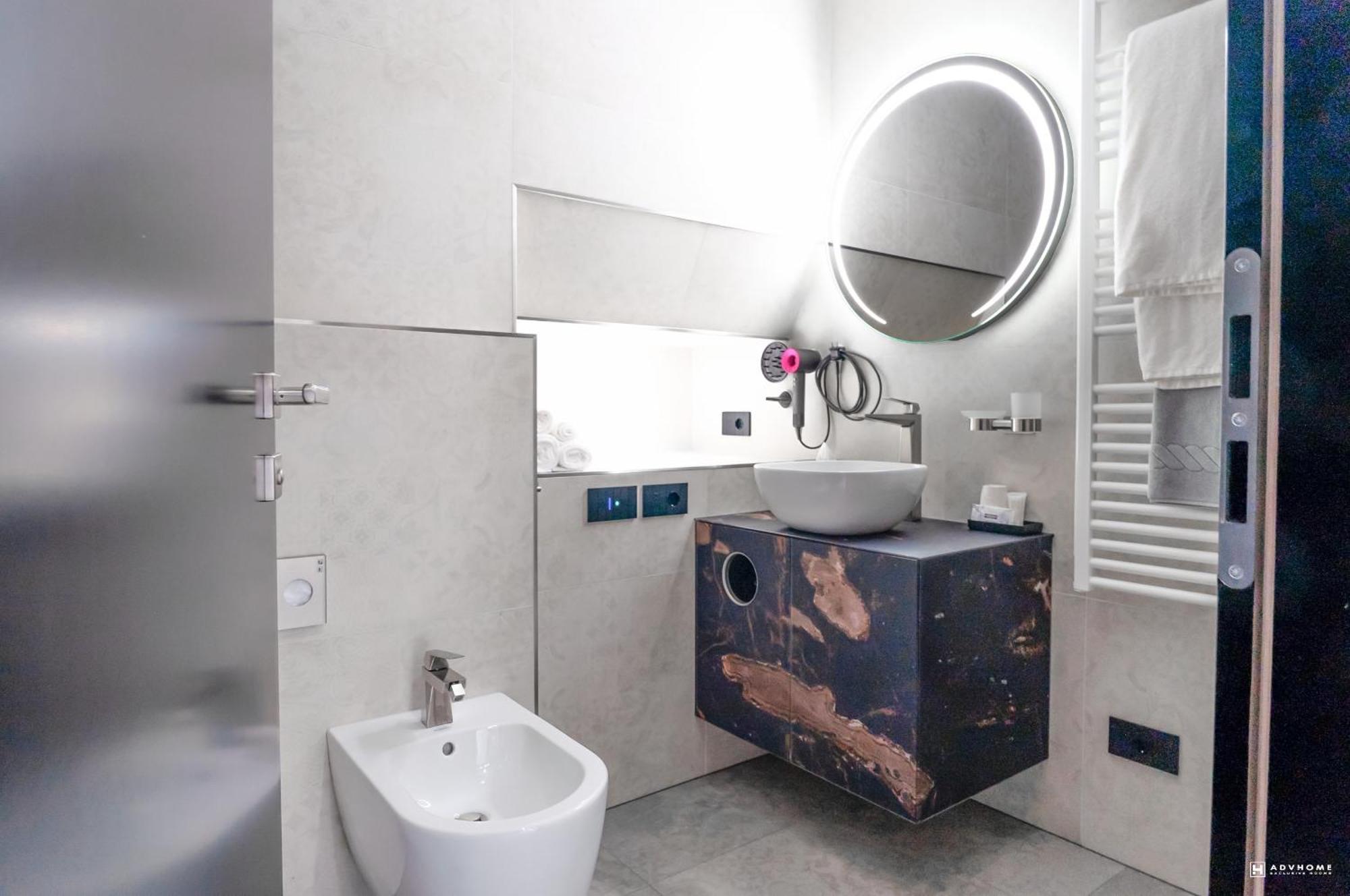 Adv Home - Exclusive Rooms Болзано Екстериор снимка