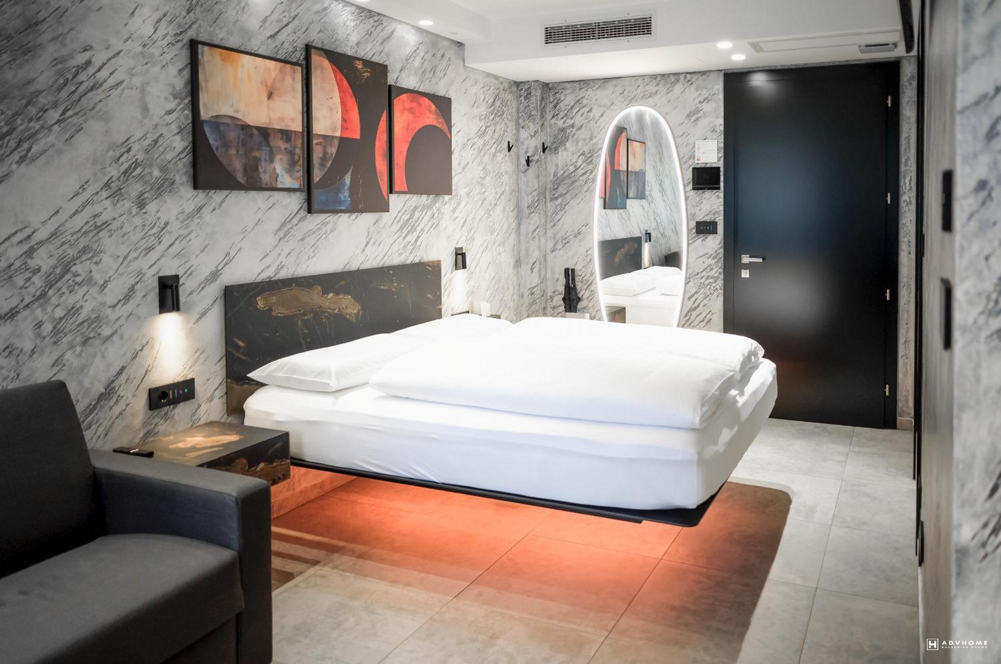 Adv Home - Exclusive Rooms Болзано Екстериор снимка