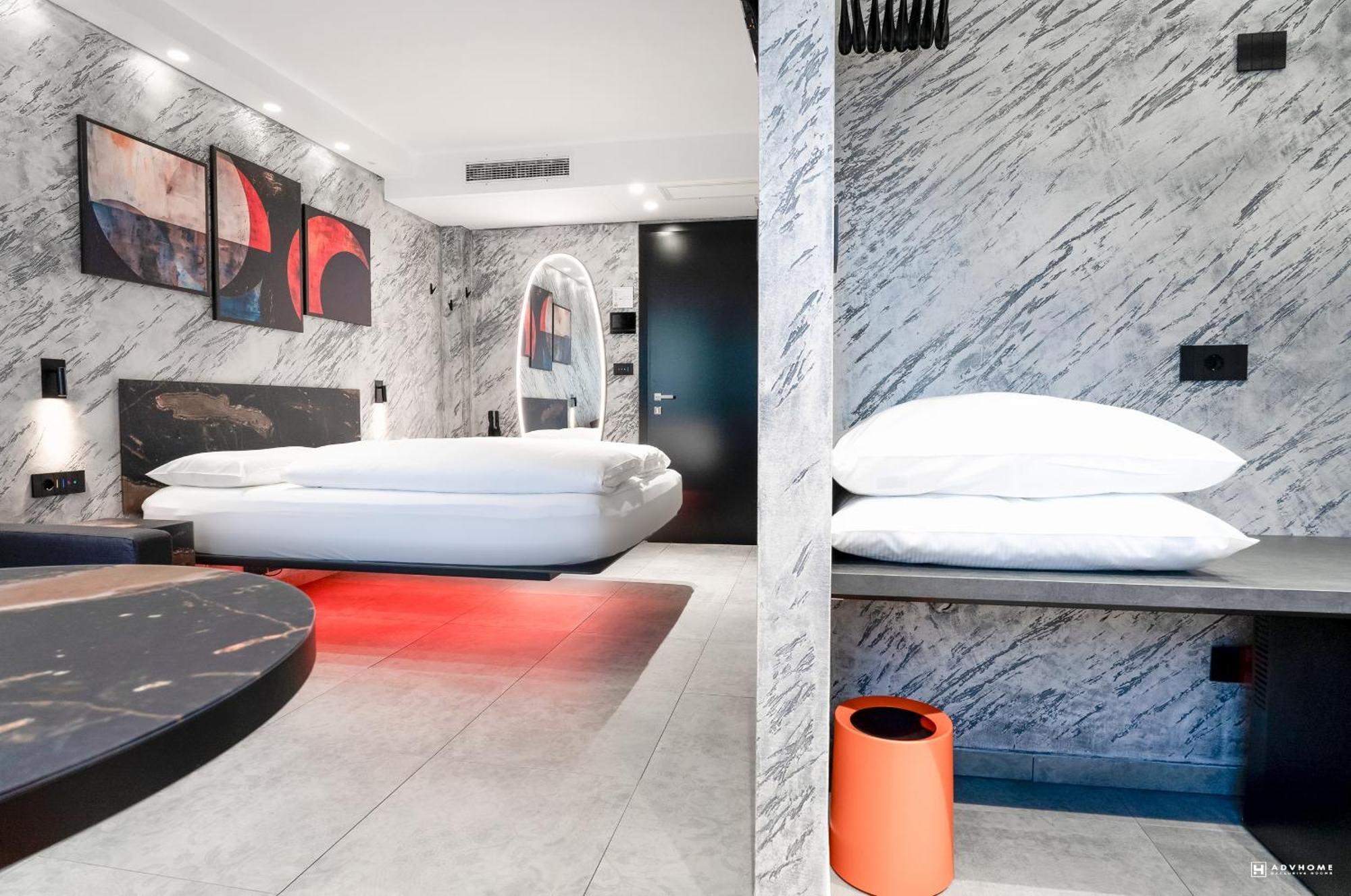 Adv Home - Exclusive Rooms Болзано Екстериор снимка